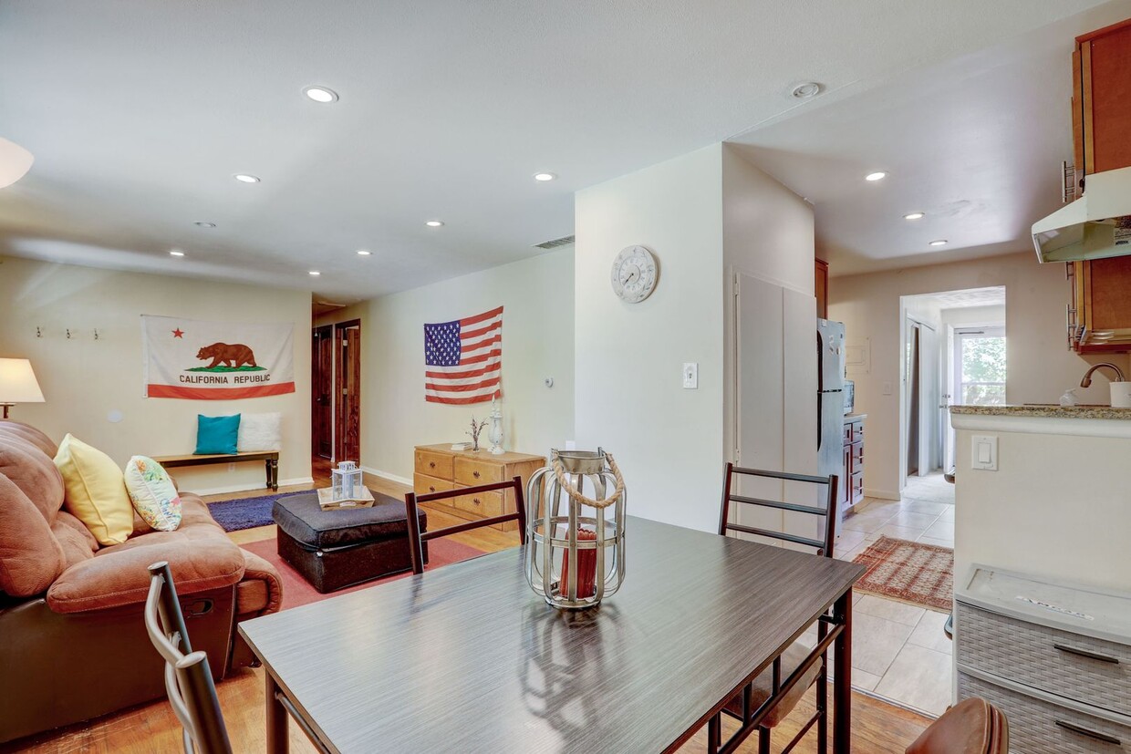 PRE-LEASE 4 BED 2 BATH – Updated Brick Home Near CU & Boulder Creek Path | Available August 2026 - PRE-LEASE 4 BED 2 BATH – Updated Brick Home Near CU & Boulder Creek Path | Available August 2026