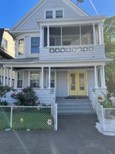 Building Photo - 137 Poplar St