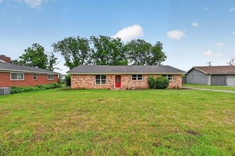 Building Photo - 158 Cotillion Rd