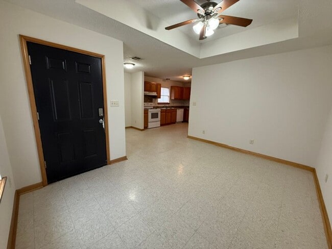 Building Photo - 2220 N Malcolm St