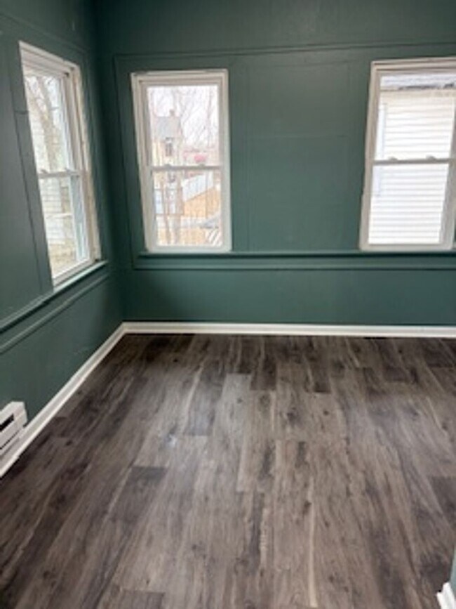 Foto del edificio - 303 Franklin St