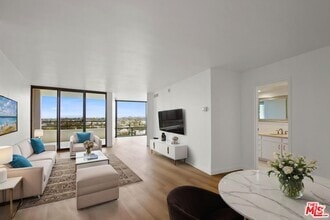 Building Photo - 4316 Marina City Dr