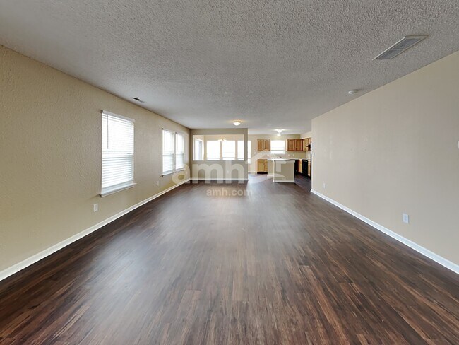 Foto del edificio - 6432 Angel Falls Drive