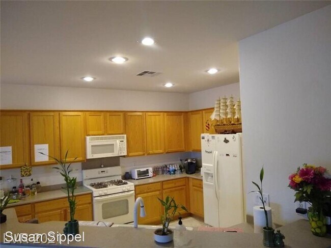 Building Photo - 2 br, 2 bath House - 2223 Twin Falls Dr