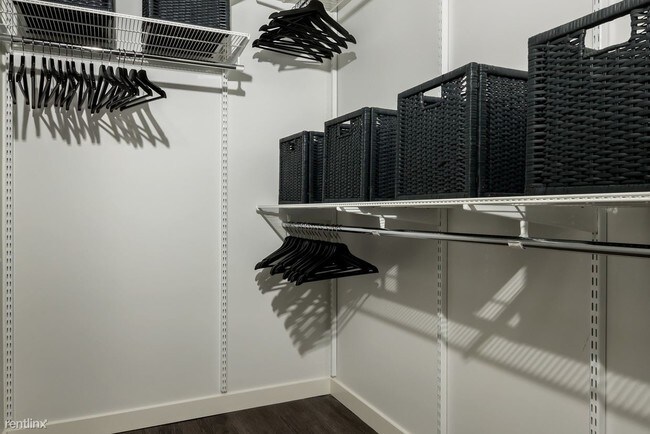 Foto del edificio - 1415 S Post Oak Ln