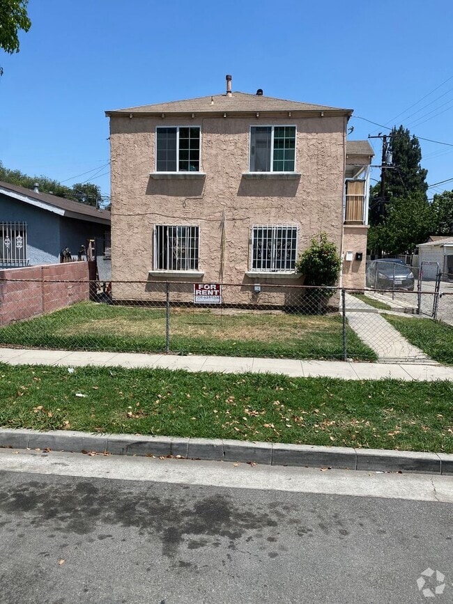 Building Photo - 11824 2nd Ave