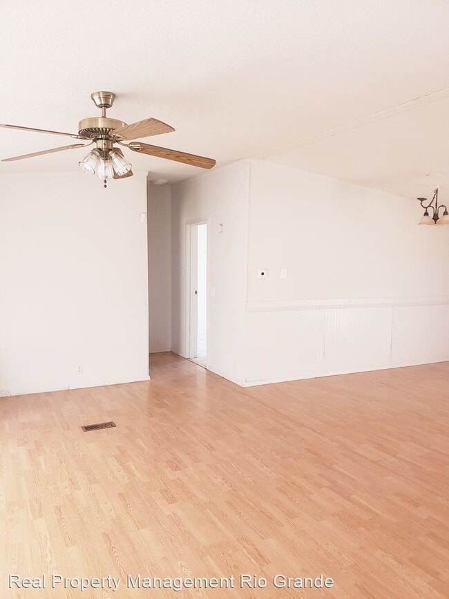Building Photo - 3 br, 3 bath House - 2 Monte Largo