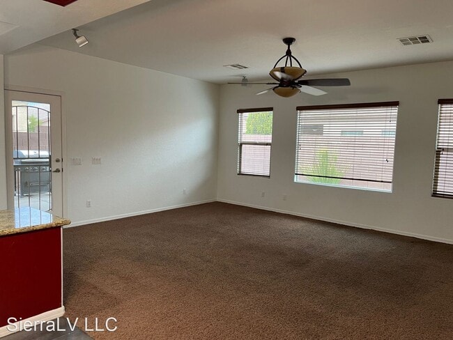 Building Photo - 4 br, 2 bath House - 5942 Spanish Mustang Ct
