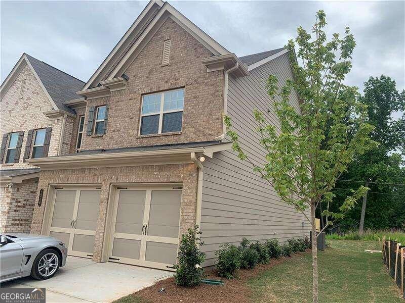 Primary Photo - 1348 Endicott Ct