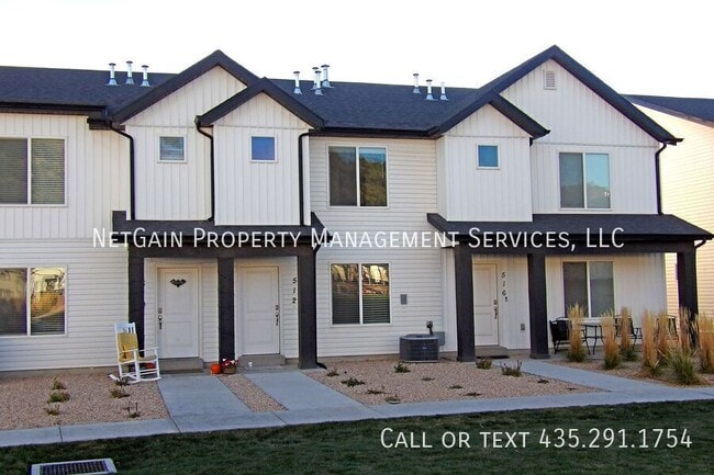 Building Photo - 512 May Dr