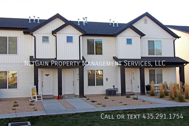 Foto del edificio - 512 May Dr