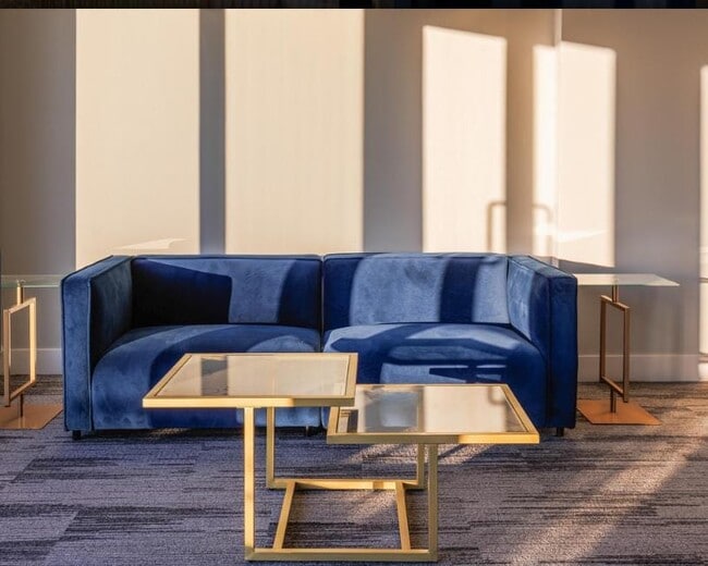 Building Photo - 671 Ave E