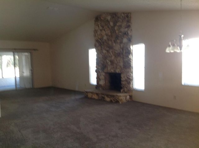 Building Photo - 6 Red Maple Cir