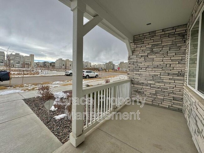 Building Photo - 12288 Dairy St