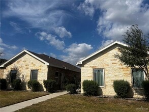 Building Photo - 3701 Hawthorne Ave