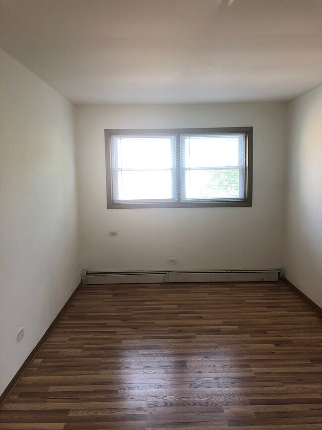 Foto del edificio - 10317 Canterbury St