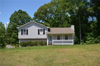 Building Photo - 19 Gwen Ct