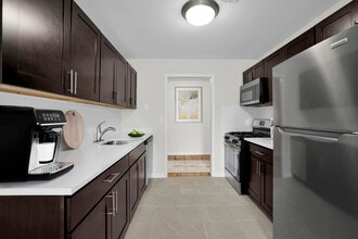 Building Photo - Southridge Woods