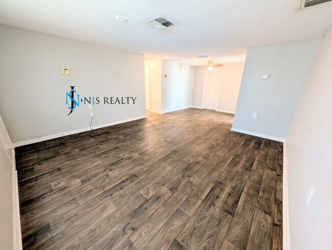 Building Photo - Check out this 3/1.5/1 1113 Sq. Ft. with UPDATED bathrooms and kitchen with GRANITE, LARGE backya...