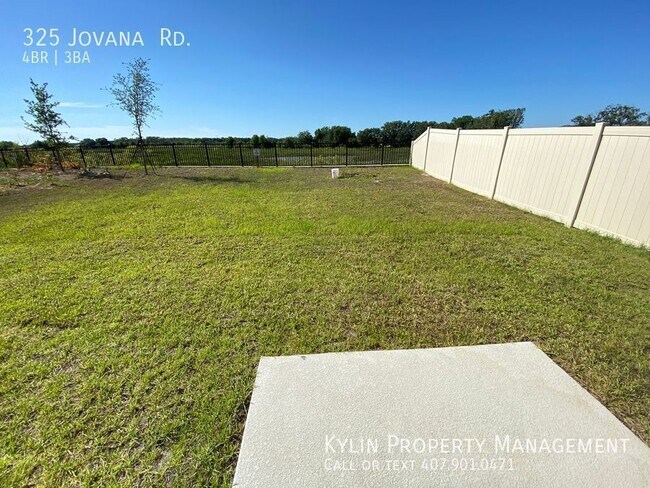 Foto del edificio - 325 Jovana Rd