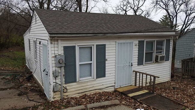 Building Photo - Cute little 1 bedroom house in Independenc...