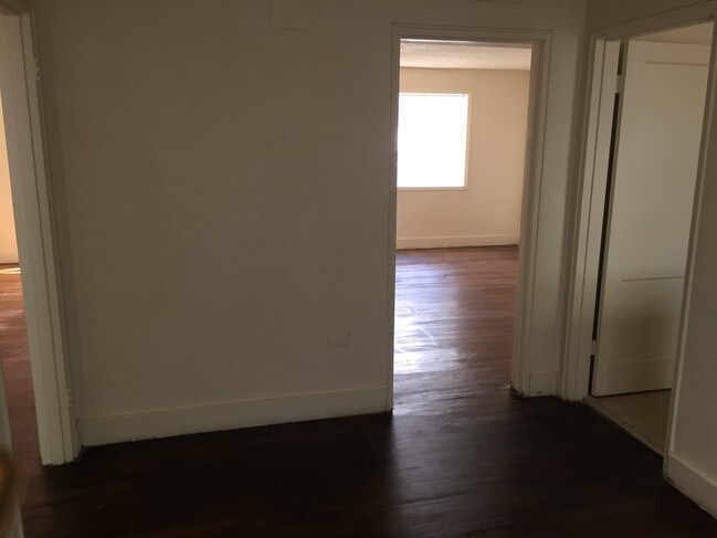 Foto del edificio - 204 N Farmerville St