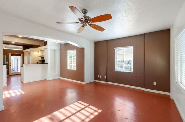 Foto del edificio - University Bungalow