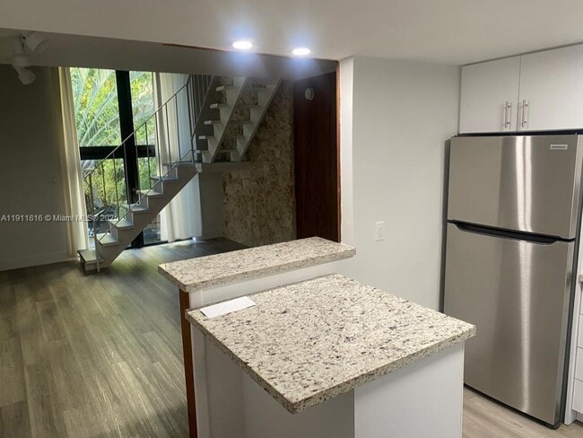 Building Photo - 24 Calabria Ave