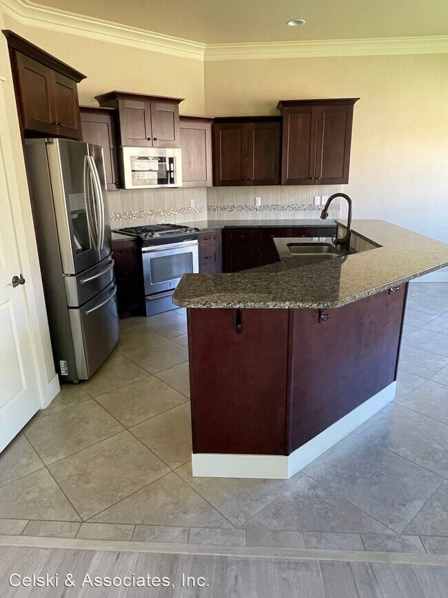 Building Photo - 4 br, 2 bath House - 2325 Copperhill St.