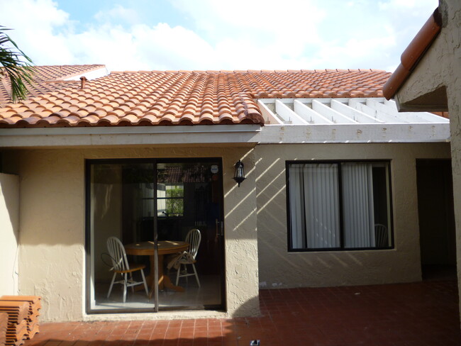 Foto del edificio - 16808 Patio Village Ln