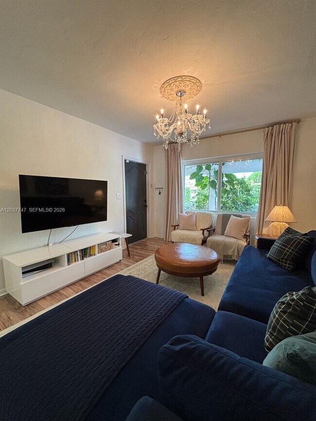 Foto del edificio - 2421 SW 26th Ln