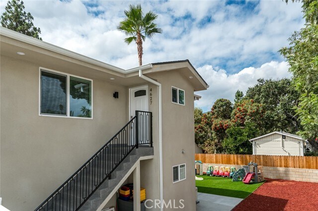 Foto del edificio - 4627 La Crescenta Ave