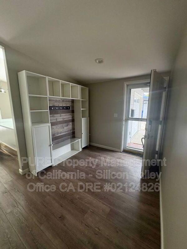 Foto del edificio - 40469 Shaw Ct