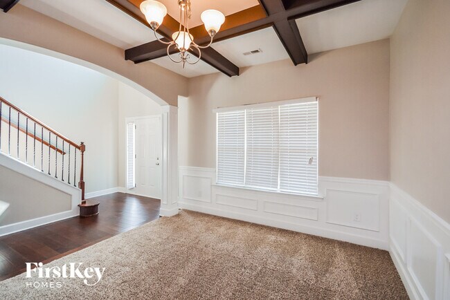 Building Photo - 233 Tapestry Dr