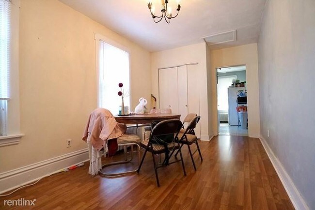 Foto del edificio - 3564 Beechwood Blvd