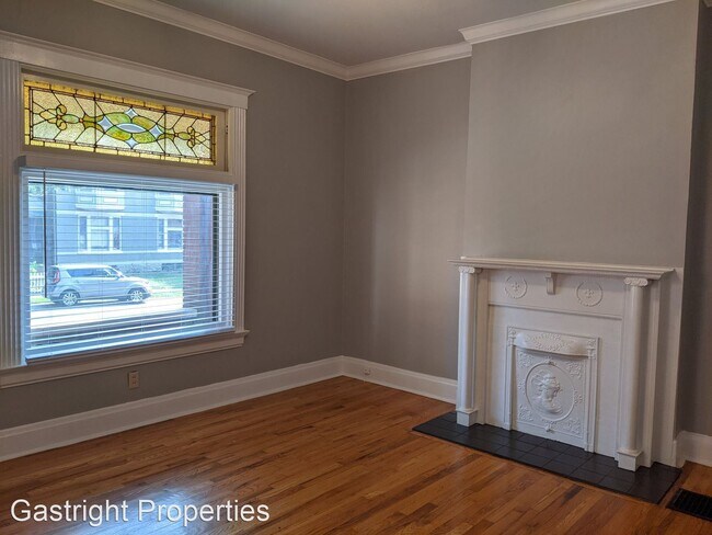 Foto del edificio - 4 br, 1.5 bath House - 14 Wallace Avenue