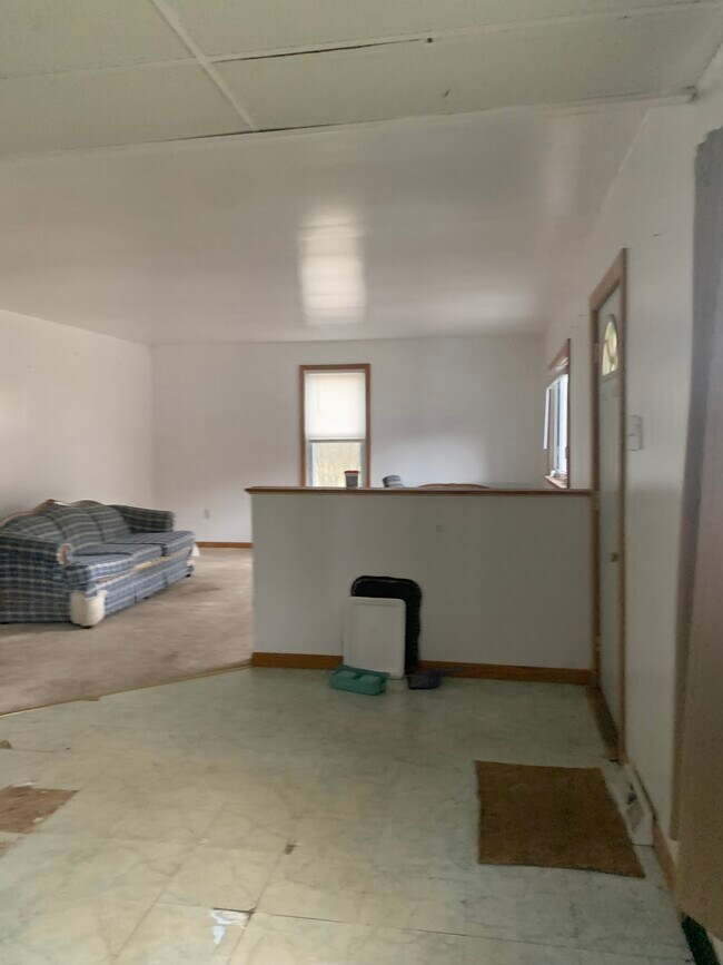 Building Photo - 66 Little Deer Creek Rd