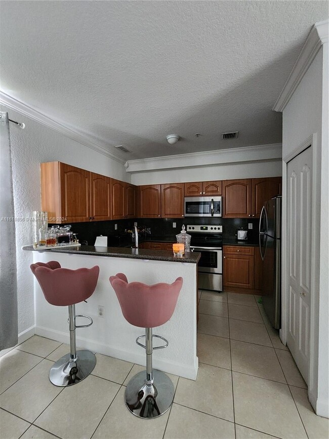 Building Photo - 4361 SW 160th Ave