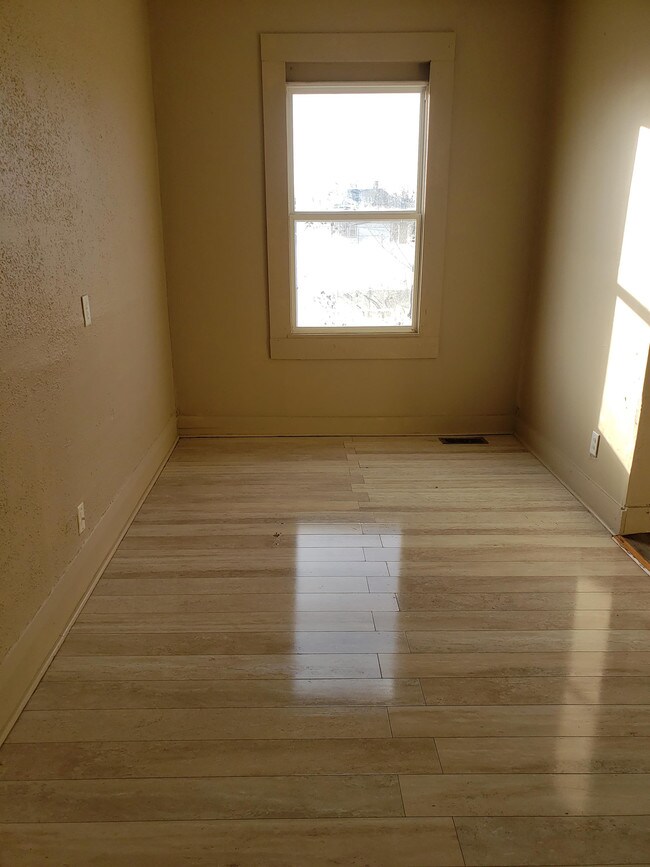 2840 Lagrange St Unit 6, Toledo, OH 43608 Apartment for Rent in Toledo, OH