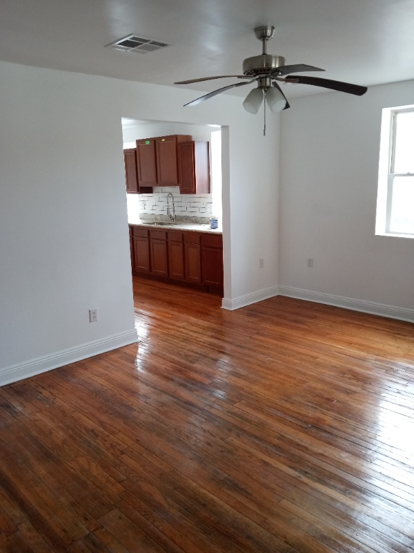 Foto del edificio - 2900 Pocahontas St