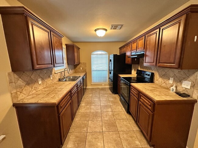 Foto del edificio - 3 Bed, 2 Bath Home for Rent in Piedmont