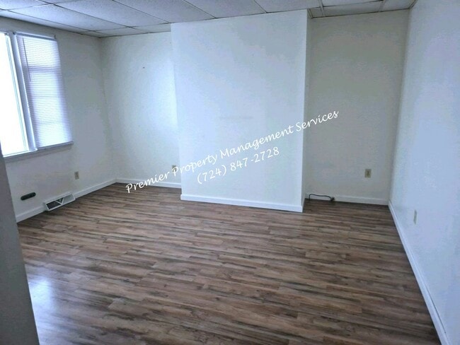 Building Photo - 483 New York Ave