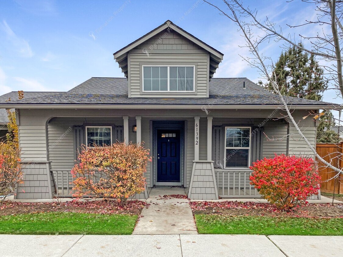 Foto principal - Single-level 3 BR-2BA Home in SE Bend