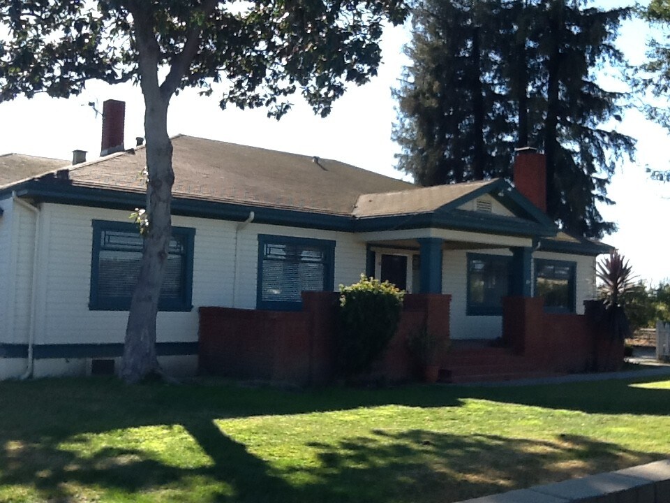 13660 W Telegraph Rd, Santa Paula, CA 93060 House Rental in Santa