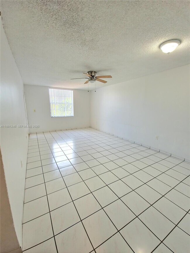 Foto del edificio - 5705 W 20th Ave