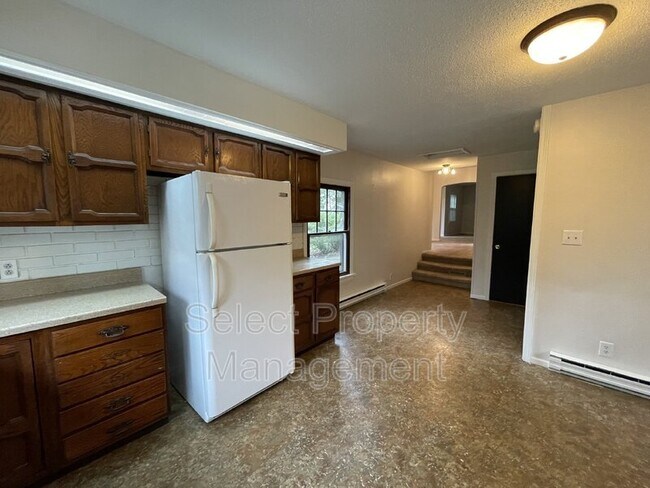 Foto del edificio - 7506 W Jefferson Blvd