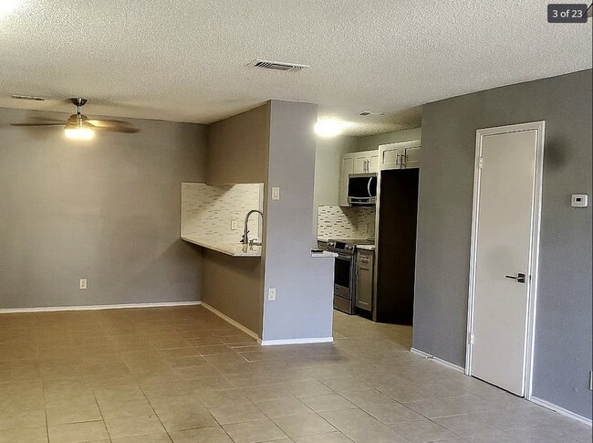 Building Photo - 5322 Medical Dr