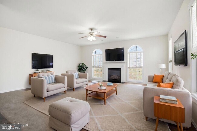 Foto del edificio - 950 Grouse Pointe Dr