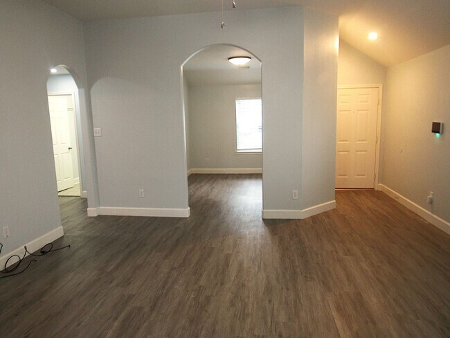 Foto del edificio - Conveniently located 3/2 home close to Spr...