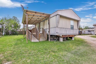 Building Photo - 10821 TX-150